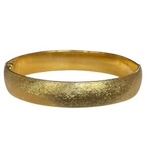 Vintage MONET Gold Tone Textured Design Hinged Clamper Bracelet 1” Wide Classic